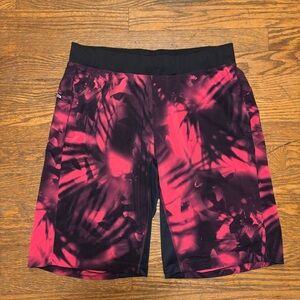 Lululemon Men’s Assert Shorts Large Jungle Floor Boom Juice Cross Training Swim